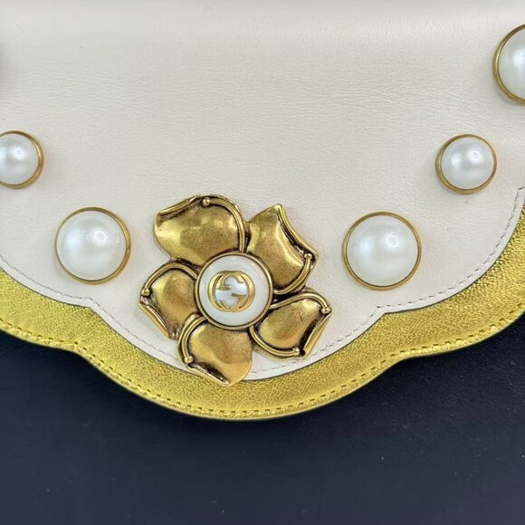 Gucci Black Leather Pearly Peony Chain Shoulder Bag - Picture 2 of 9